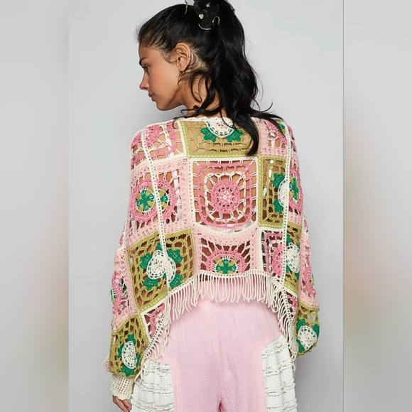 POL Round Neck Long Sleeve Crochet Cropped Fit Top Boho Festival Granny Square - Picture 3 of 5